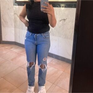 Gap Girlfriend Denim  Ripped Jeans Size 4
